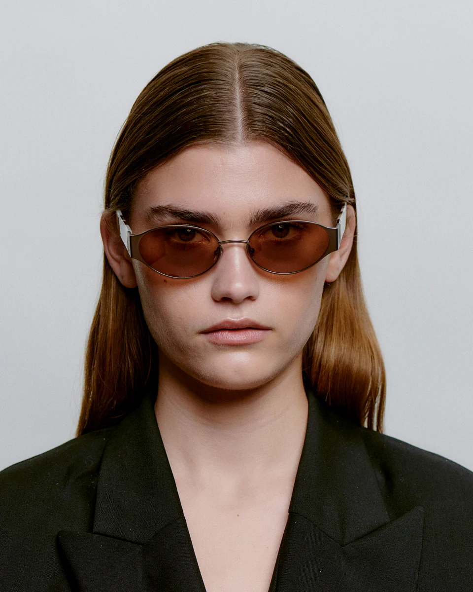 A.KJAeRBEDE_BELLA_KL2602_MATTEBROWNCOOKIEDOUGH_FRONT_WOMAN_960x1200_crop_center