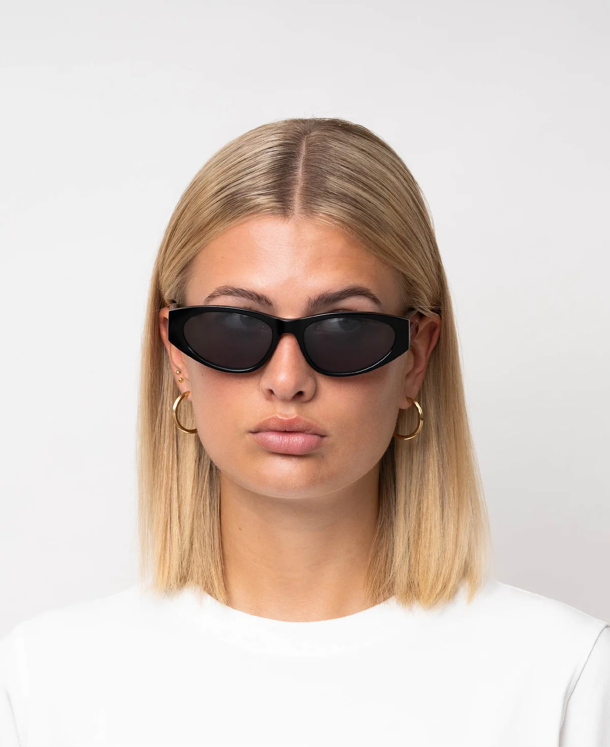 BLBKBK25-ISO_BLADE_Black_4